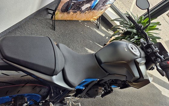 Neufahrzeug Suzuki GSX-8S - Bild 8 Neufahrzeug Suzuki GSX-8S - Bild 8