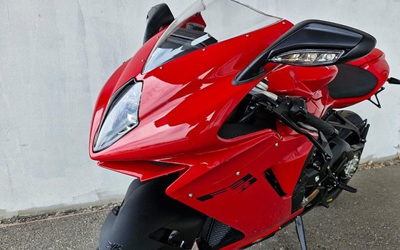 Neufahrzeug MV Agusta F3 800 - Bild 12 Neufahrzeug MV Agusta F3 800 - Bild 12