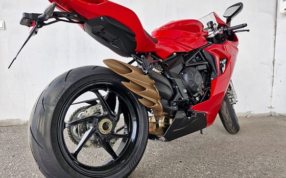 Neufahrzeug MV Agusta F3 800 - Bild 5 Neufahrzeug MV Agusta F3 800 - Bild 5