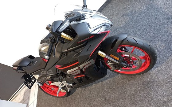 Neufahrzeug CFMOTO 450SR S - Bild 3 Neufahrzeug CFMOTO 450SR S - Bild 3