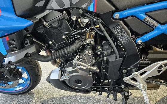 Neufahrzeug Suzuki GSX-8S - Bild 13 Neufahrzeug Suzuki GSX-8S - Bild 13