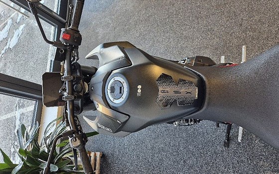 Neufahrzeug Suzuki GSX-8S - Bild 8 Neufahrzeug Suzuki GSX-8S - Bild 8