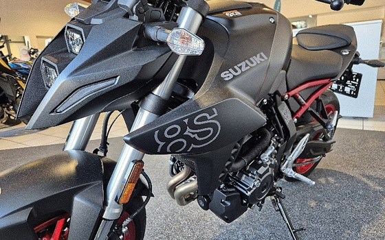 Neufahrzeug Suzuki GSX-8S - Bild 9 Neufahrzeug Suzuki GSX-8S - Bild 9