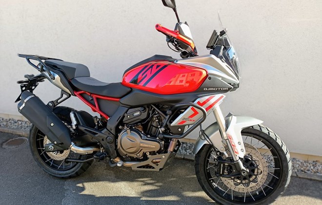 QJ Motor SRT 600 SX