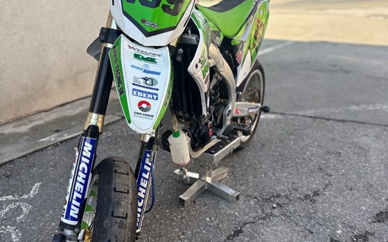 Gebrauchtmotorrad Kawasaki KX450F - Bild 2 Gebrauchtmotorrad Kawasaki KX450F - Bild 2