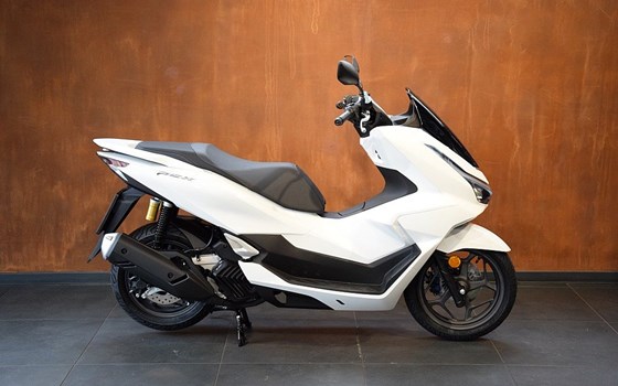 Neufahrzeug Honda PCX125 - Bild 3 Neufahrzeug Honda PCX125 - Bild 3