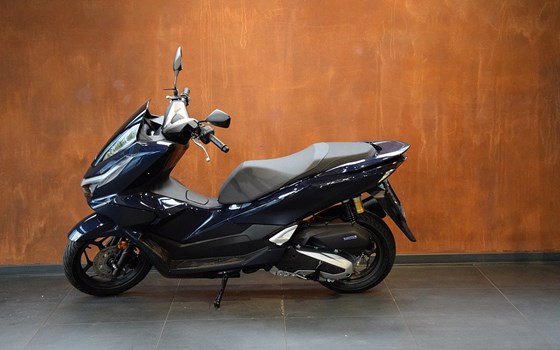 Neufahrzeug Honda PCX125 - Bild 4 Neufahrzeug Honda PCX125 - Bild 4