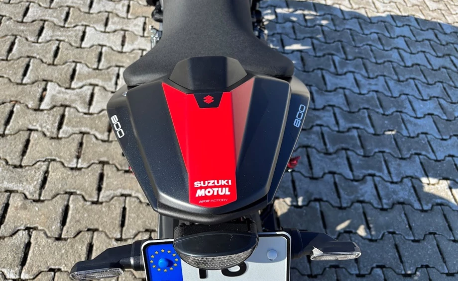 Offer Suzuki GSX-8R Bild 9: Offer Suzuki GSX-8R