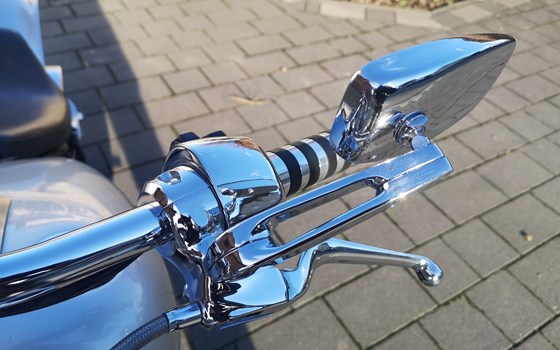 Gebrauchtmotorrad Harley-Davidson Softail Standard FXST - Bild 11