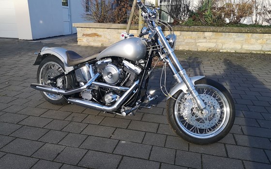 Gebrauchtmotorrad Harley-Davidson Softail Standard FXST - Bild 12