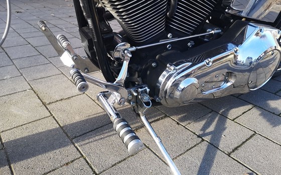 Gebrauchtmotorrad Harley-Davidson Softail Standard FXST - Bild 7