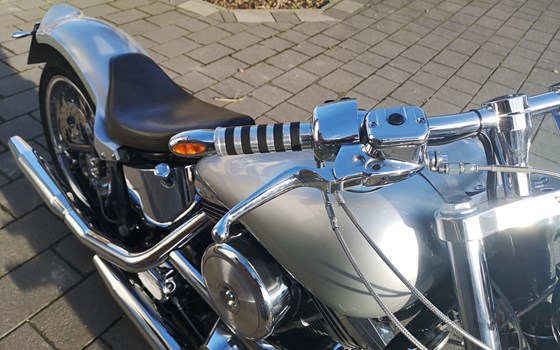 Gebrauchtmotorrad Harley-Davidson Softail Standard FXST - Bild 9