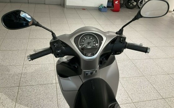 Gebrauchtmotorrad Honda SH Mode 125 - Bild 6