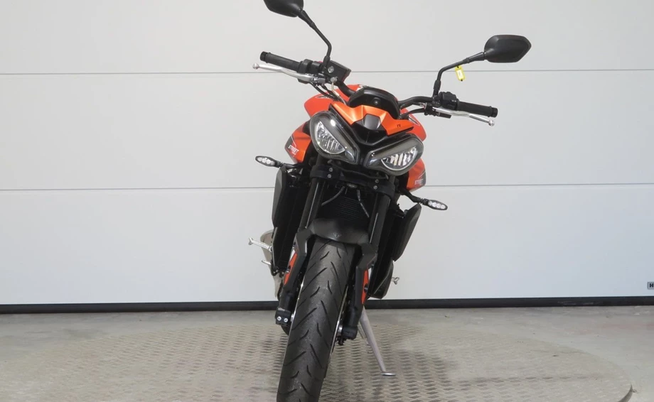 Angebot Triumph Street Triple R Bild 5: Angebot Triumph Street Triple R