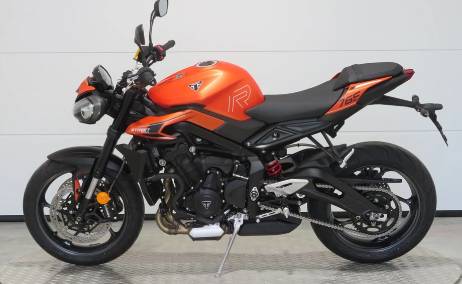 Angebot Triumph Street Triple R Bild 7: Angebot Triumph Street Triple R