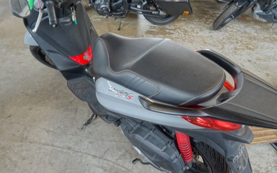 Gebrauchtmotorrad Piaggio Medley S 125 ie IGET - Bild 4