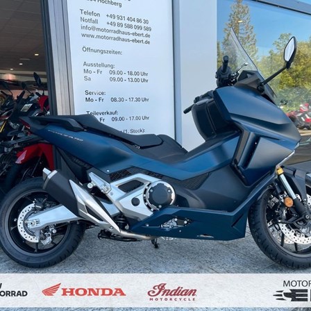 Honda Forza 750