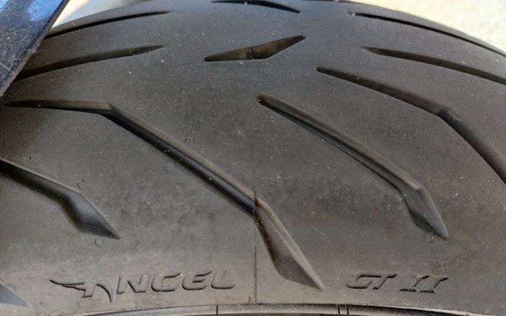 Gebrauchtmotorrad Kawasaki Z 750R - Bild 3