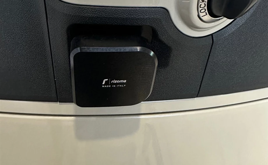 Angebot Vespa GTS 300 Bild 5: Angebot Vespa GTS 300