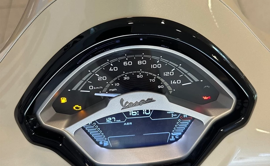 Angebot Vespa GTS 300 Bild 9: Angebot Vespa GTS 300