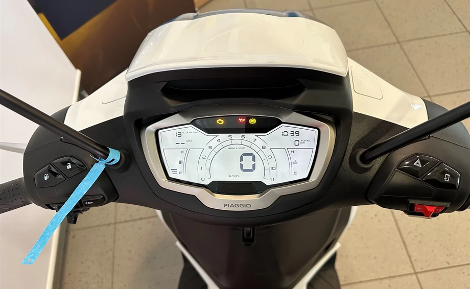 Angebot Piaggio Beverly 300 Bild 3: Angebot Piaggio Beverly 300