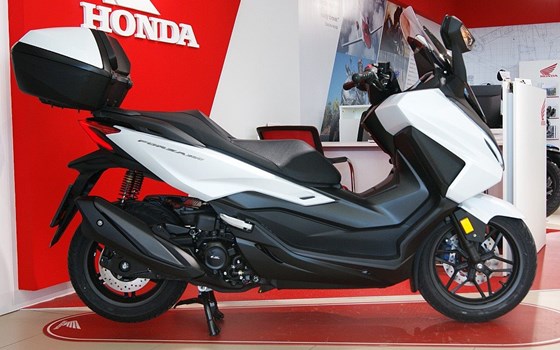 Neufahrzeug Honda Forza 350 - Bild 2 Neufahrzeug Honda Forza 350 - Bild 2