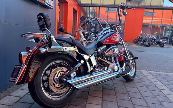 Gebrauchtmotorrad Harley-Davidson Softail Heritage Springer FLSTS - Bild 3 Gebrauchtmotorrad Harley-Davidson Softail Heritage Springer FLSTS - Bild 3