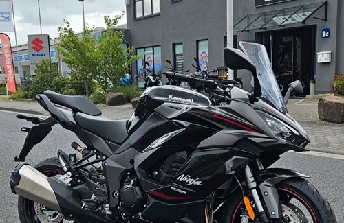 Neumotorrad Kawasaki Ninja 1100SX