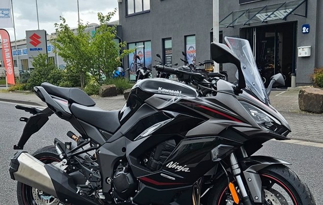 Kawasaki Ninja 1100SX SE