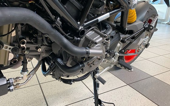 Gebrauchtmotorrad Ducati Hypermotard 950 RVE - Bild 13