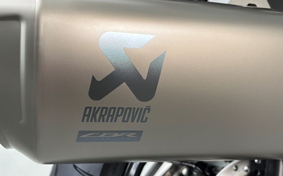 Neufahrzeug Honda CBR1000RR-R Fireblade SP - Bild 16