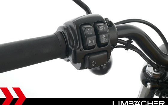 Gebrauchtmotorrad Harley-Davidson Sportster XL 883 - Bild 23