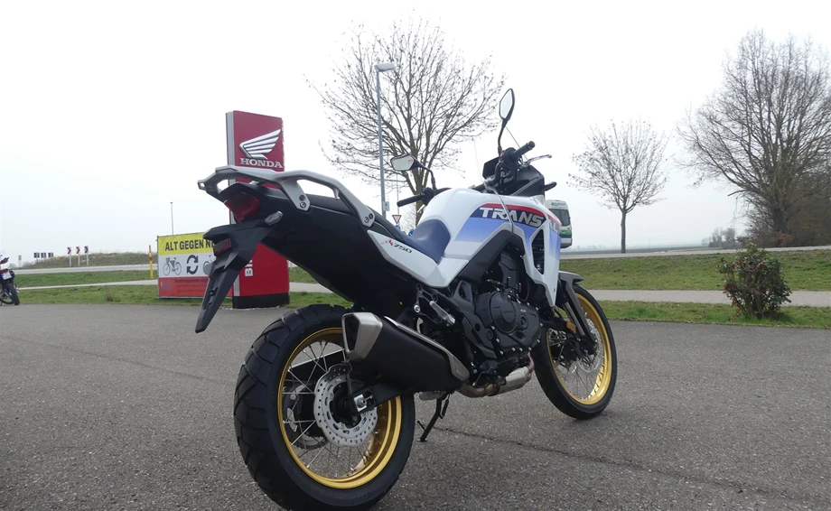 Offer Honda XL750 Transalp Bild 8: Offer Honda XL750 Transalp