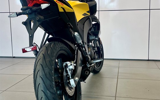 Neufahrzeug Aprilia Tuono 125 - Bild 11