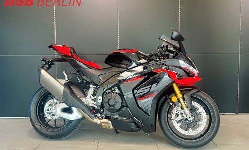 Aprilia RSV4 1100 Factory