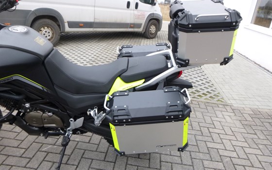 Neufahrzeug QJ Motor SVT 650 X - Bild 14