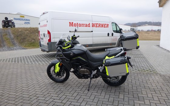 Neufahrzeug QJ Motor SVT 650 X - Bild 2
