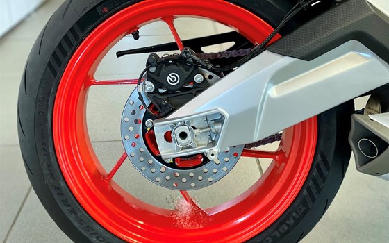 Neufahrzeug Aprilia RS 660 - Bild 10