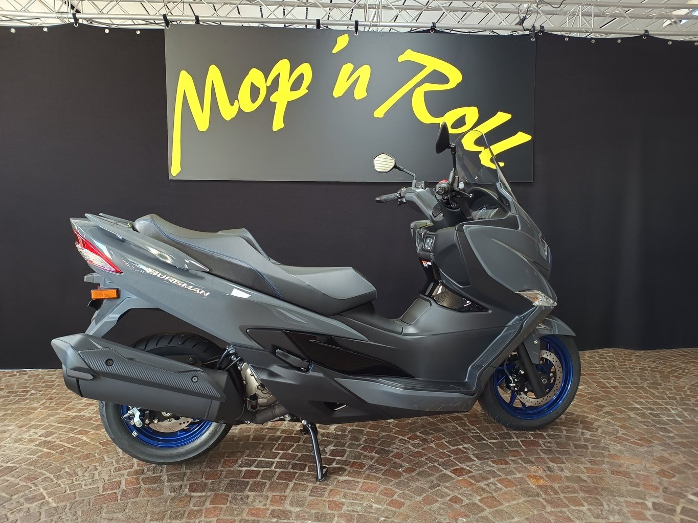 Suzuki Burgman 400