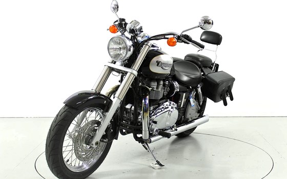 Motorrad Occasion Triumph Bonneville America - Bild 3