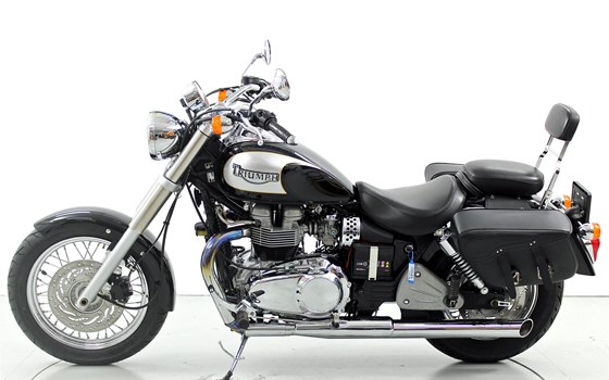 Motorrad Occasion Triumph Bonneville America - Bild 5