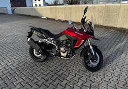 Neumotorrad Suzuki V-Strom 800