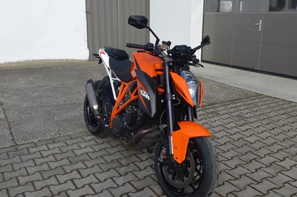 KTM 1290 Super Duke R