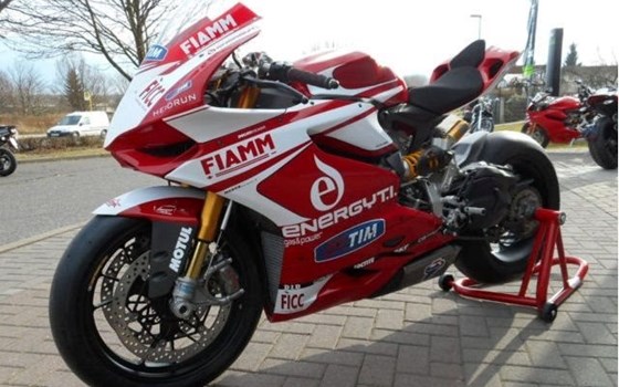 Gebrauchtmotorrad Ducati 1199 Panigale S - Bild 2