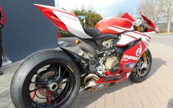 Gebrauchtmotorrad Ducati 1199 Panigale S - Bild 4