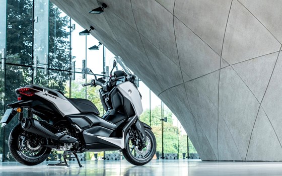 Neufahrzeug Yamaha XMAX 300 Tech MAX+ - Bild 16