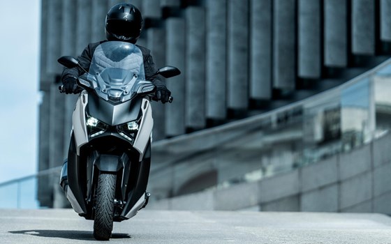 Neufahrzeug Yamaha XMAX 300 Tech MAX+ - Bild 4