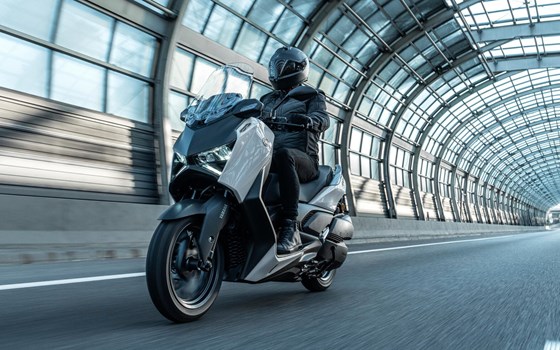 Neufahrzeug Yamaha XMAX 300 Tech MAX+ - Bild 7