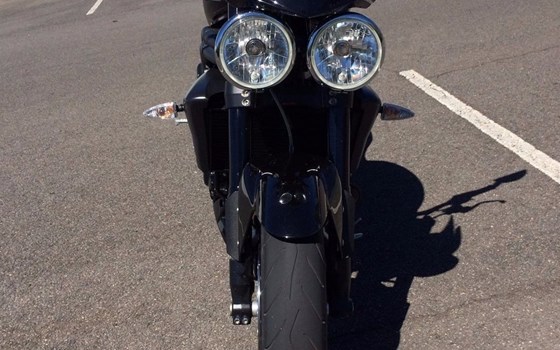 Gebrauchtmotorrad Triumph Speed Triple 1050 - Bild 5