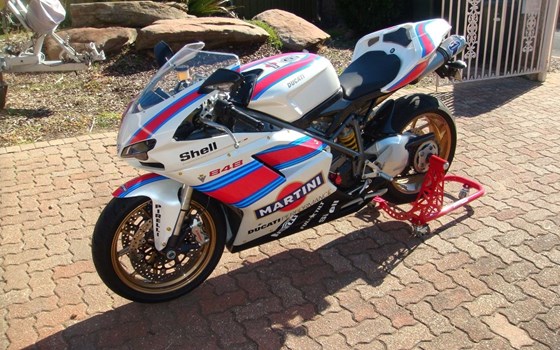 Gebrauchtmotorrad Ducati 848 - Bild 1